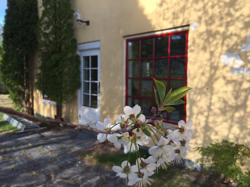Lansmansgarden Adalen Hotel Lugnvik Exterior photo
